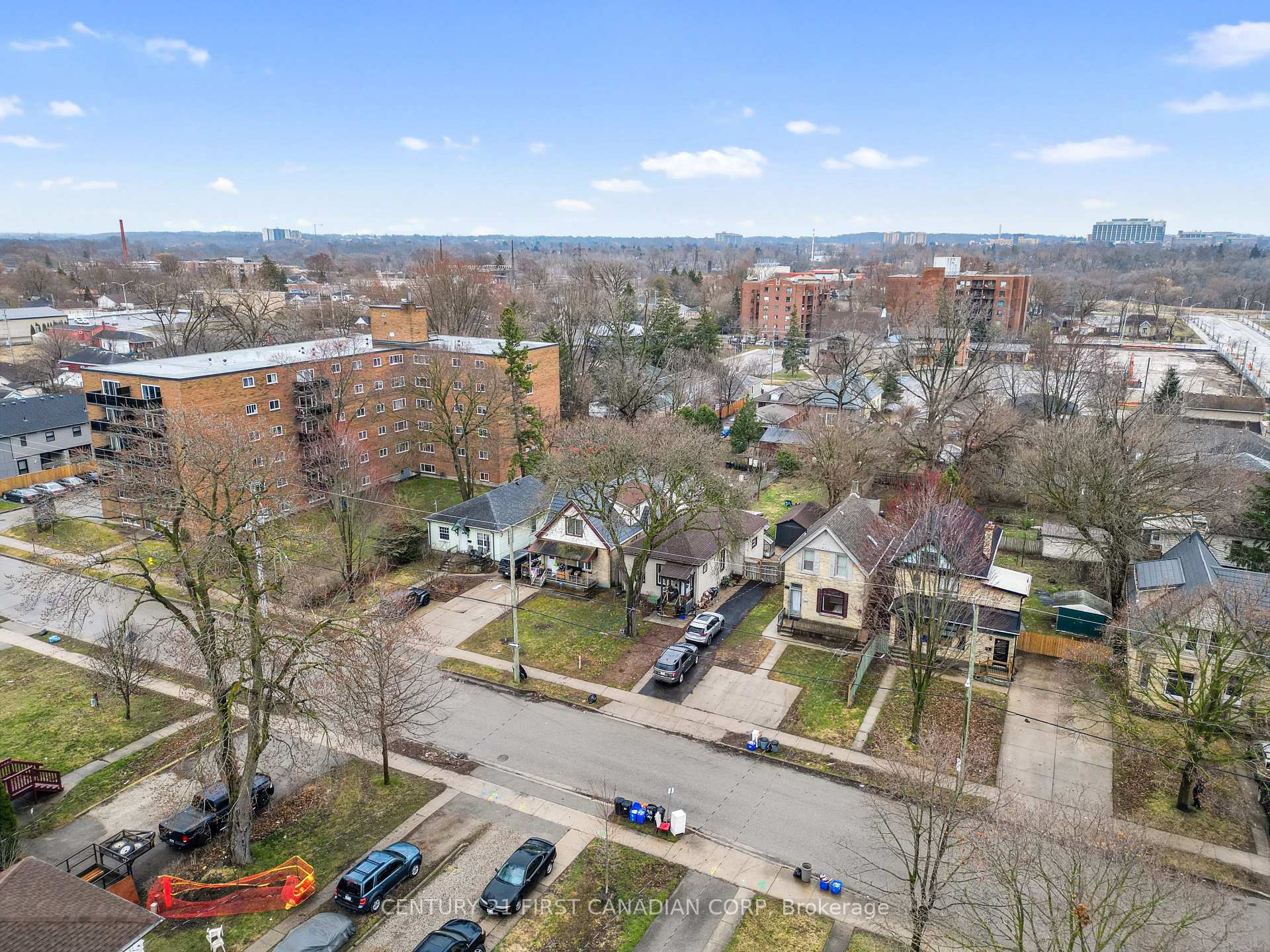 Property Photo: 417 Grey Street ON N6B 1H1