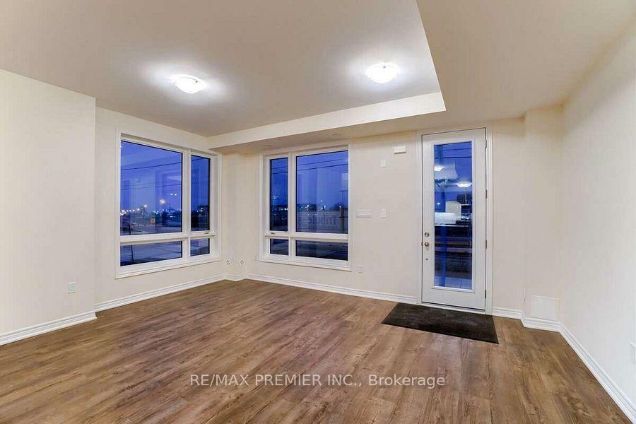 Property Photo: 620 Rexdale Boulevard 4 ON M9W 6T4