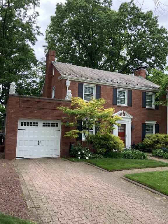 Property Photo:  1185 Prospect  PA 15227 