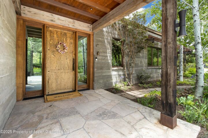 Property Photo:  2701 County Rd 100  CO 81623 