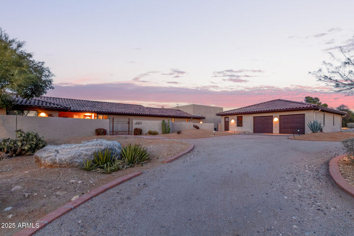 36801 N Long Rifle Road  Carefree AZ 85377 photo