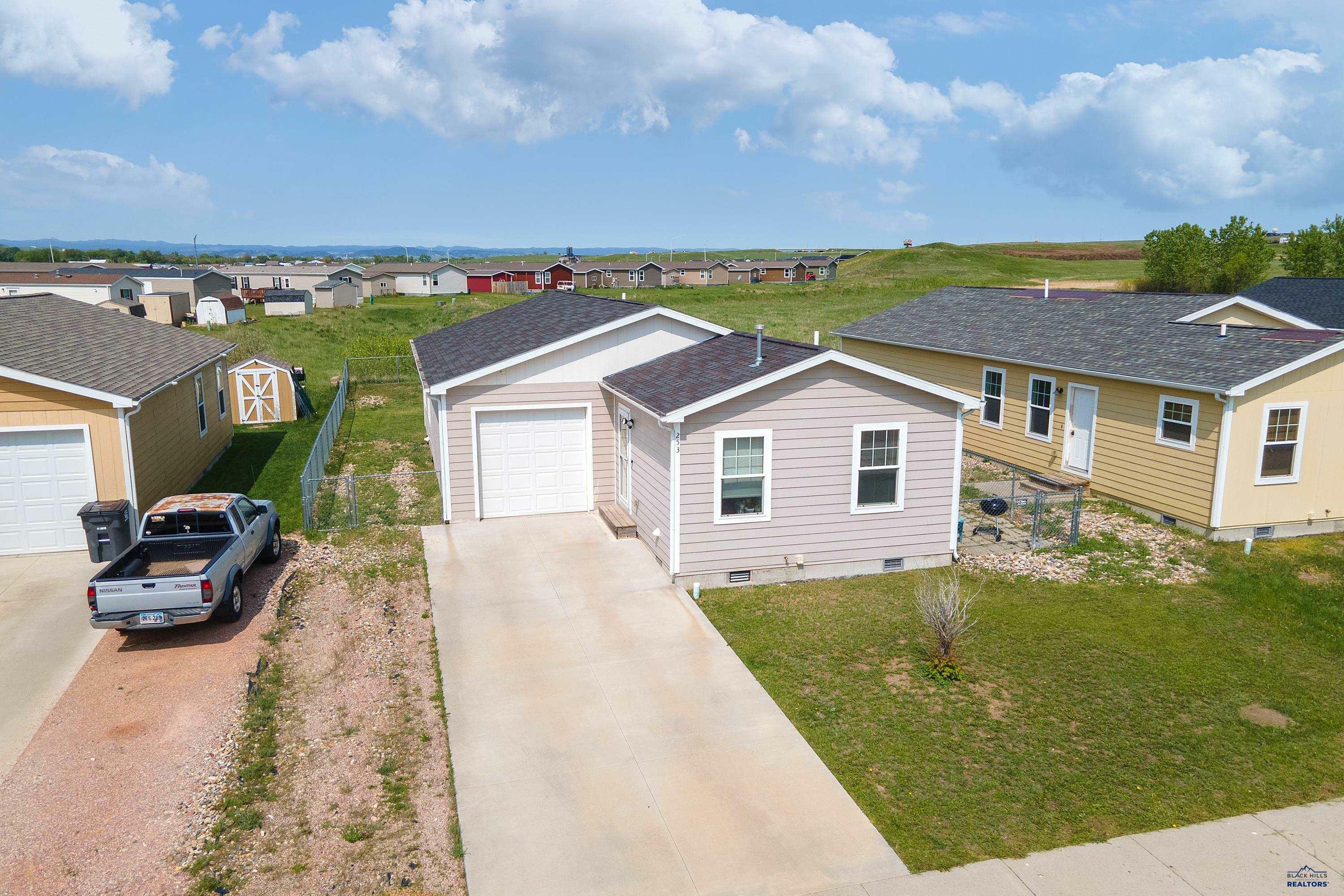 Property Photo: 253 Trenton Ln SD 57719