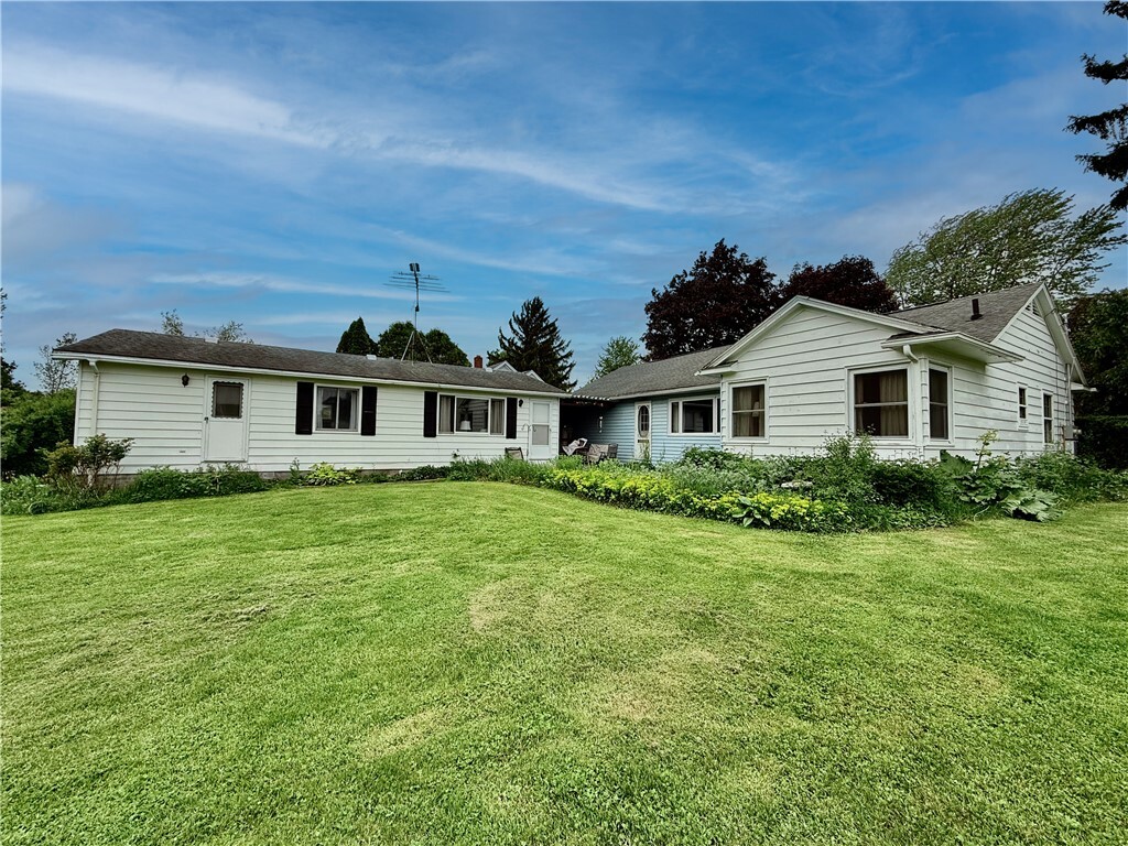 Property Photo: 9209 Summit Street Road NY 14482