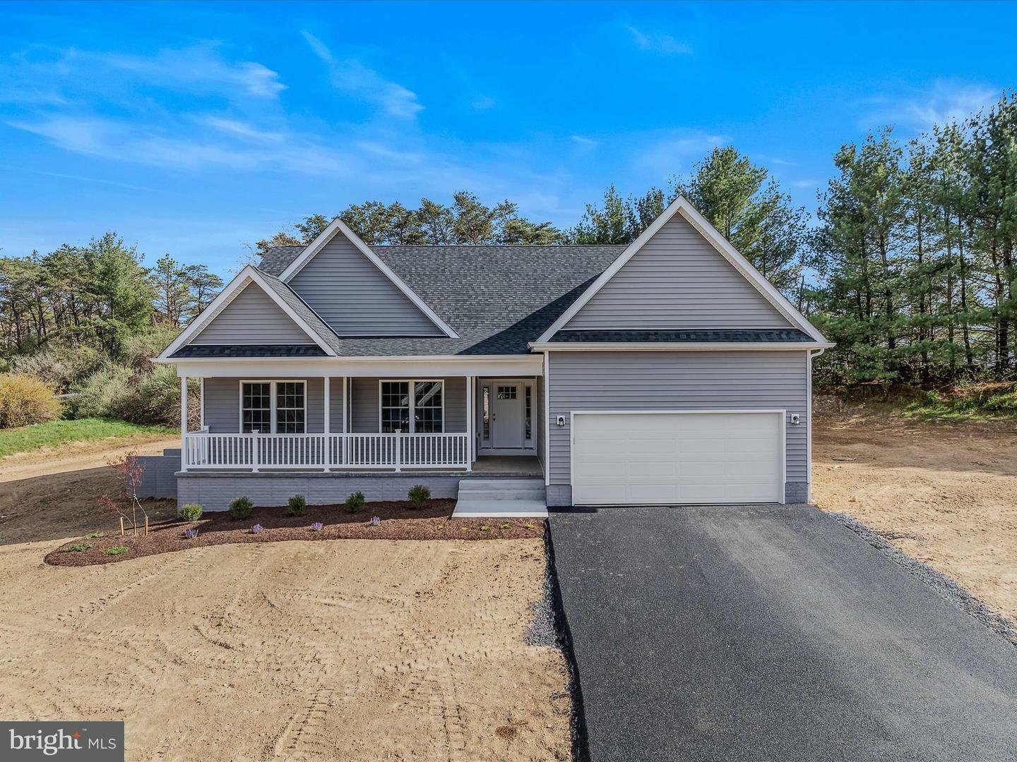 Property Photo: 39 Mdg WV 25411