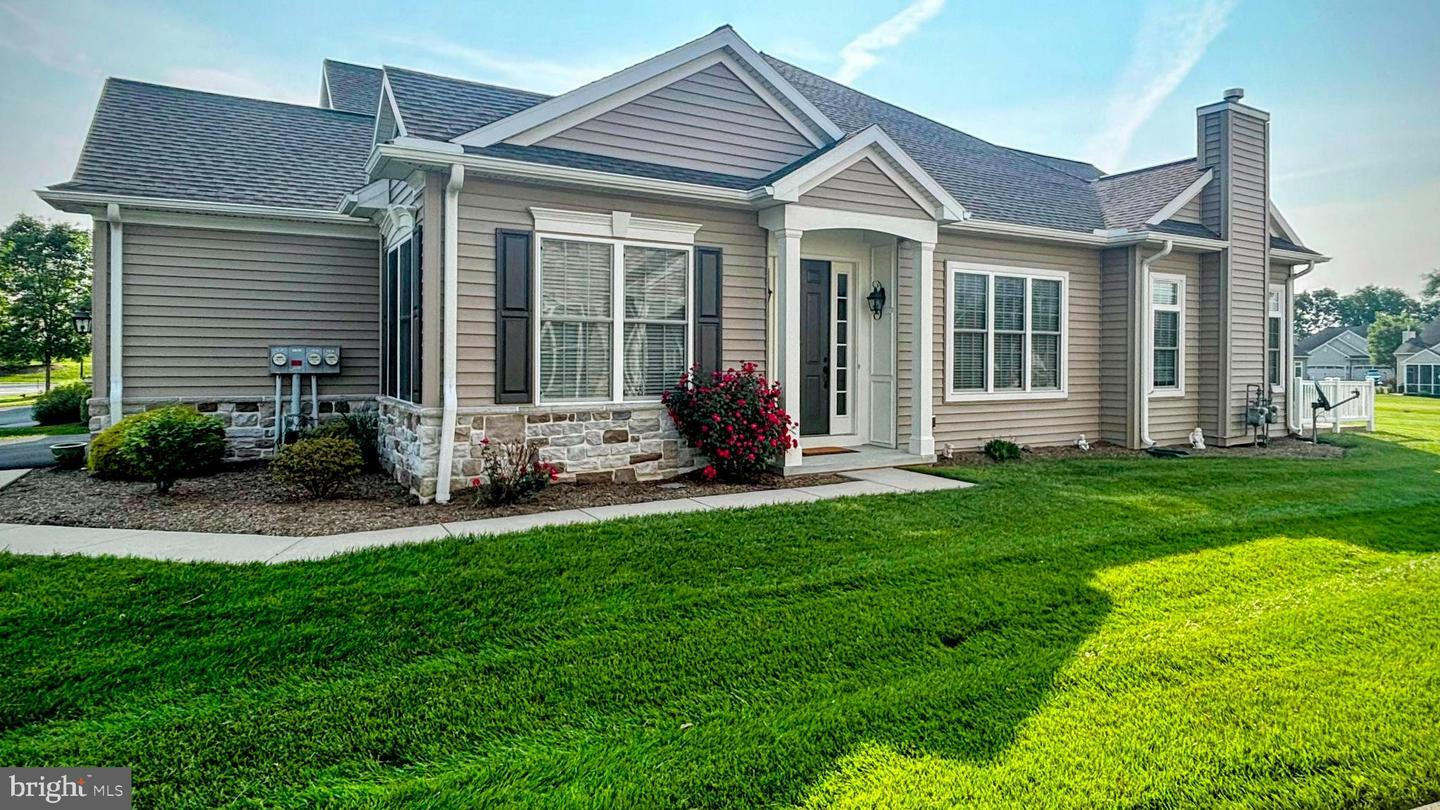 505 Lilly Lane  Mechanicsburg PA 17050 photo