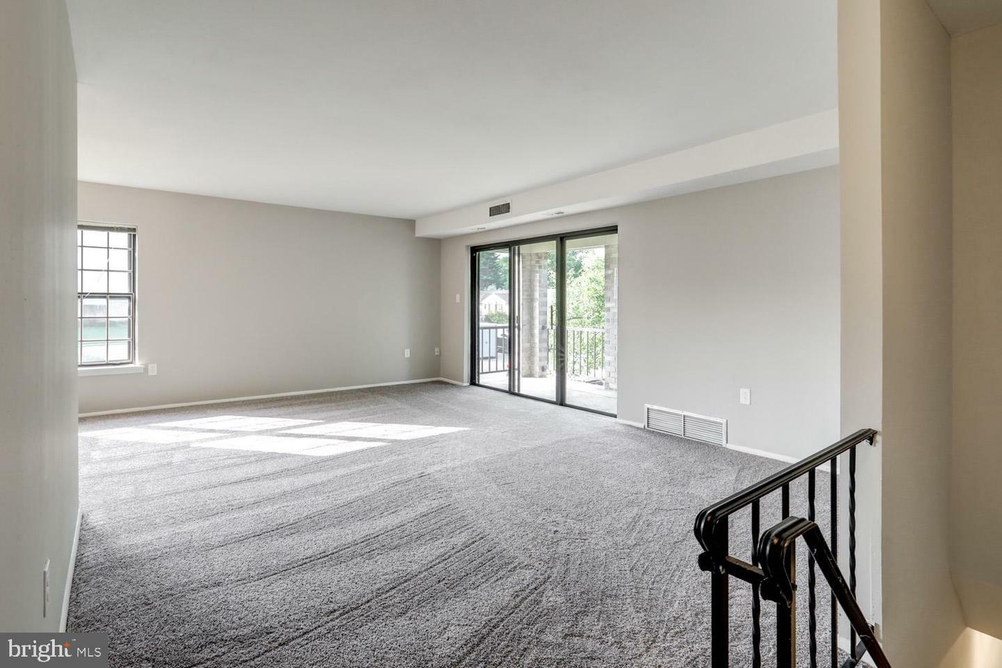 Property Photo:  125 Valleybrook Drive  PA 17601 