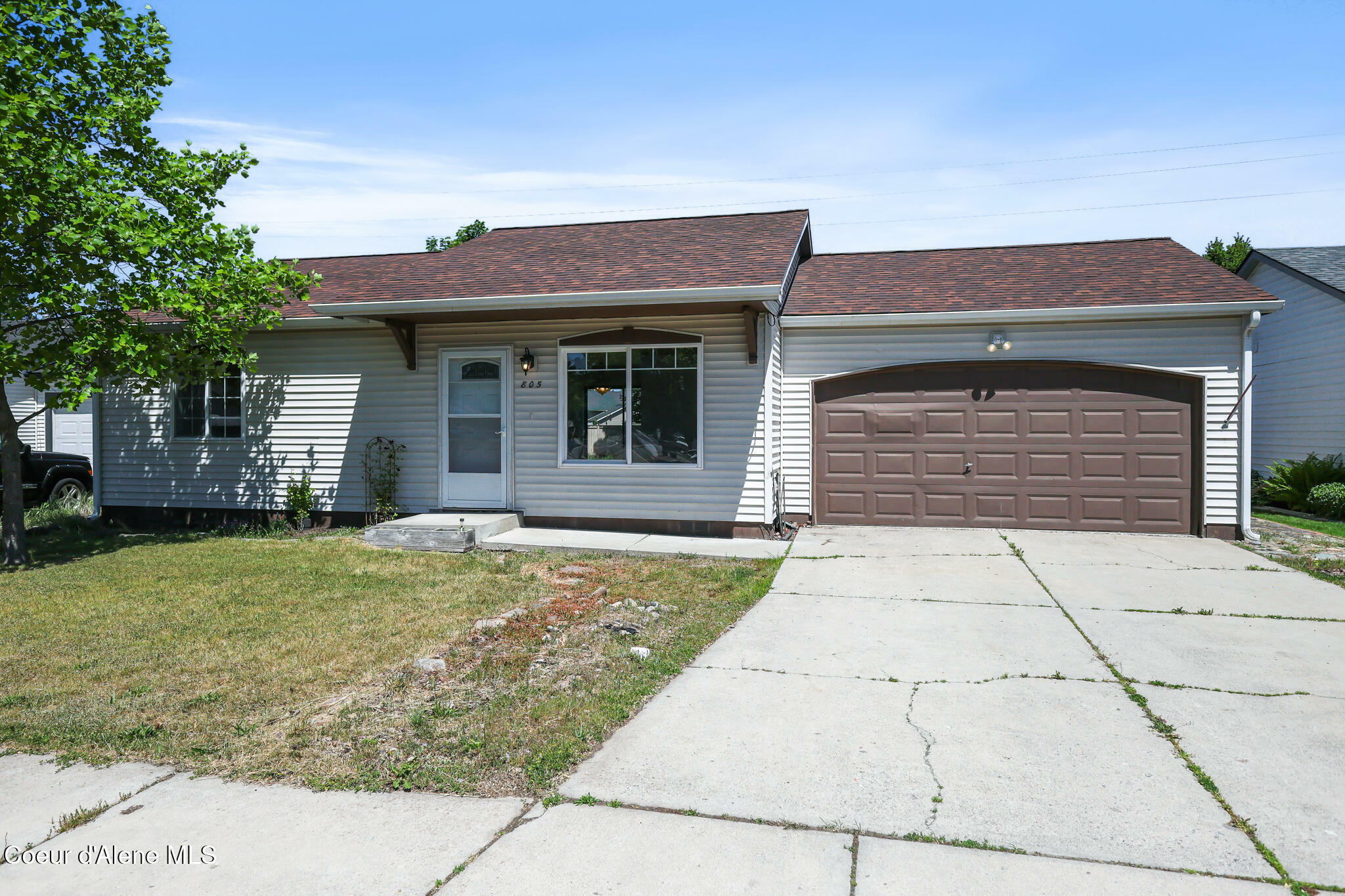 Property Photo: 805 E Shasta Ave ID 83854