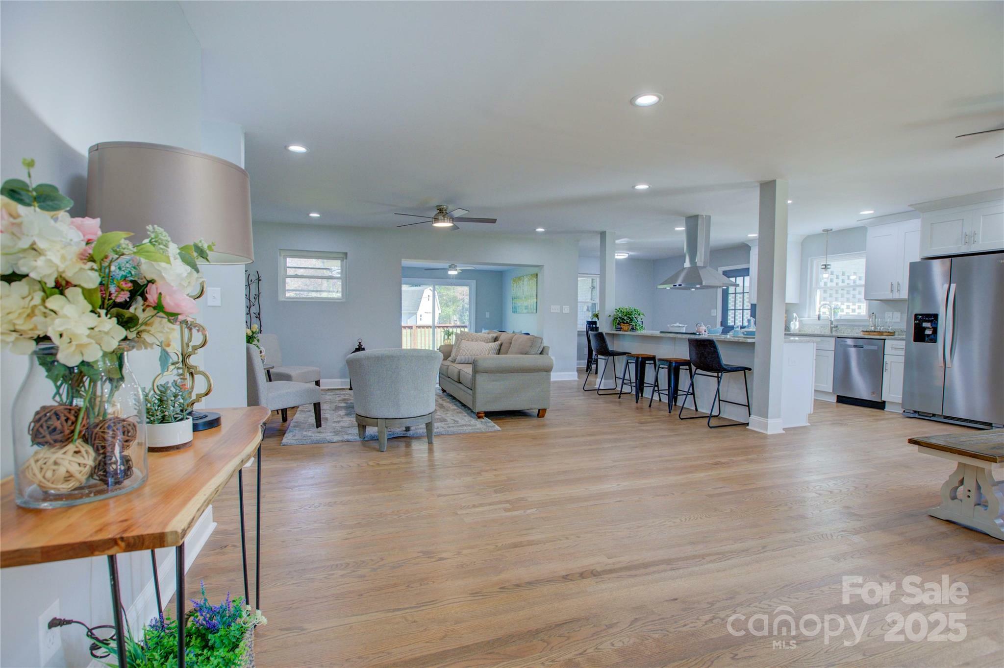 Property Photo:  8607 Larchmont Circle  NC 28214 