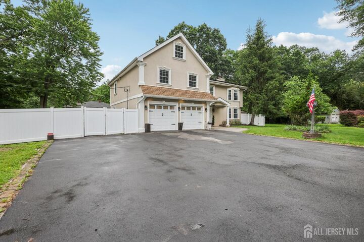 Property Photo:  364 Grandview Avenue  NJ 08854 