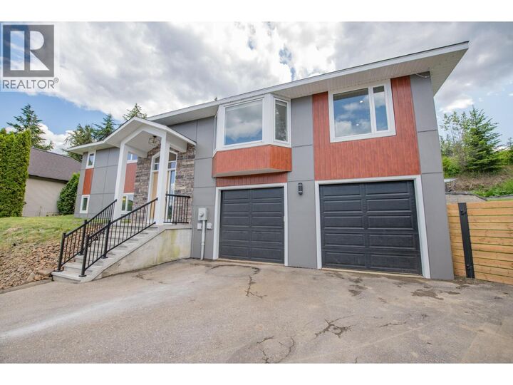 Property Photo: 2224 Linea Crescent BC V0E 2G0