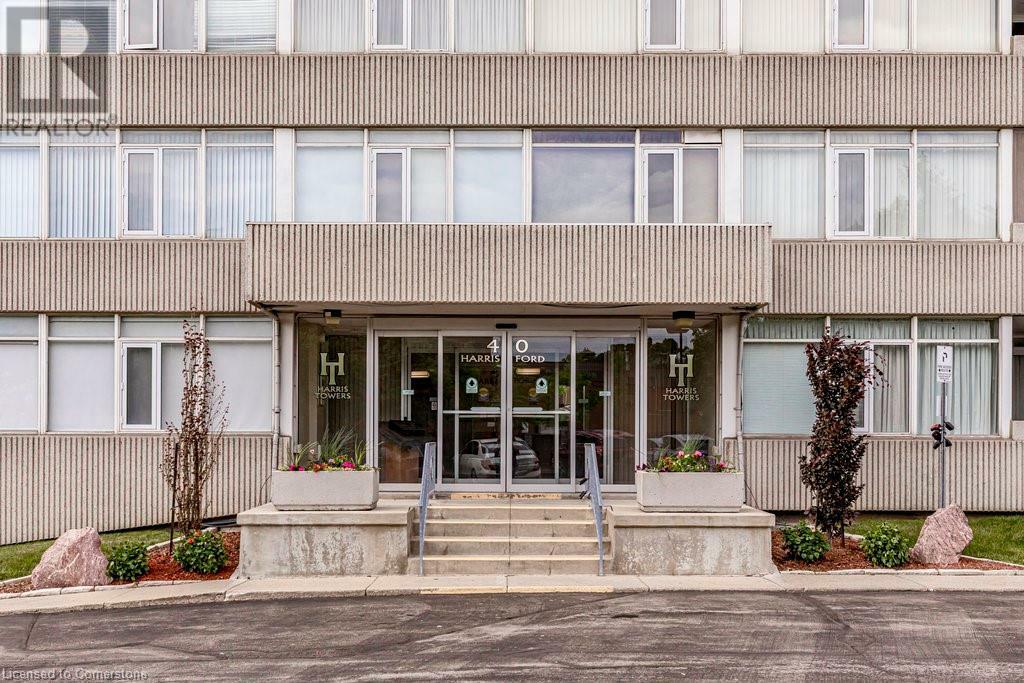 Photo de la propriété:  40 Harrisford Street 403  ON L8K 6N1 