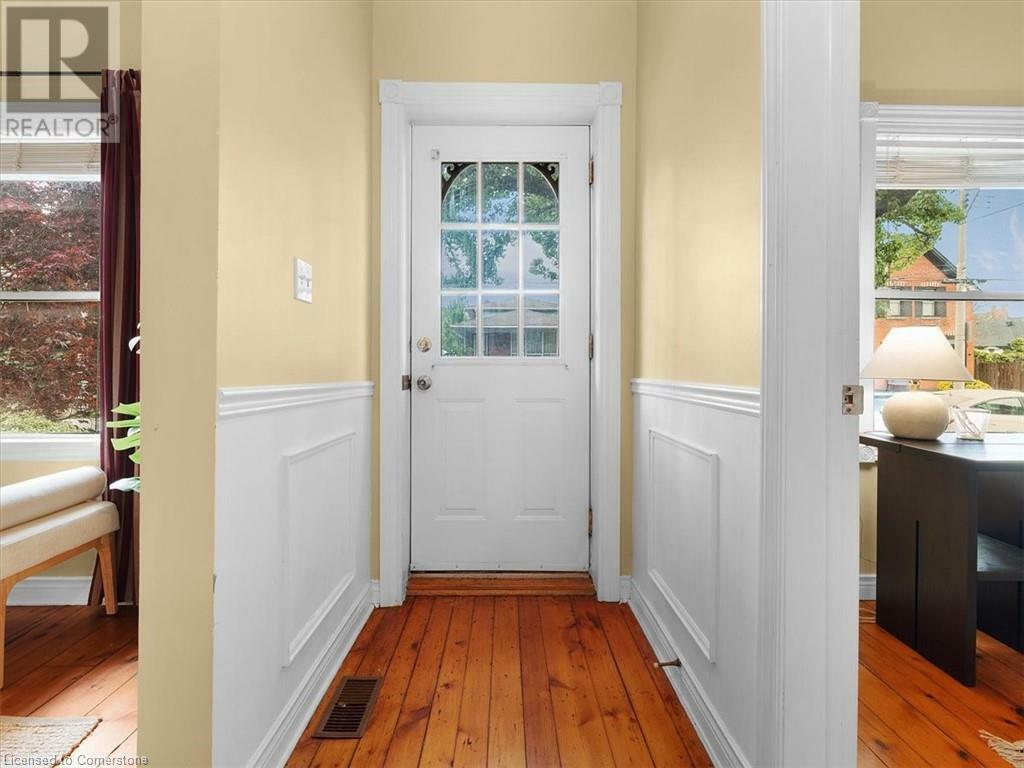 Property Photo: 50 Ferrie Street West ON L8L 1C7