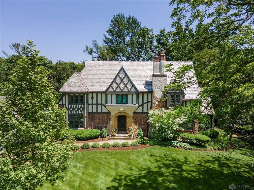 Property Photo:  1500 Ridgeway Road  OH 45419 
