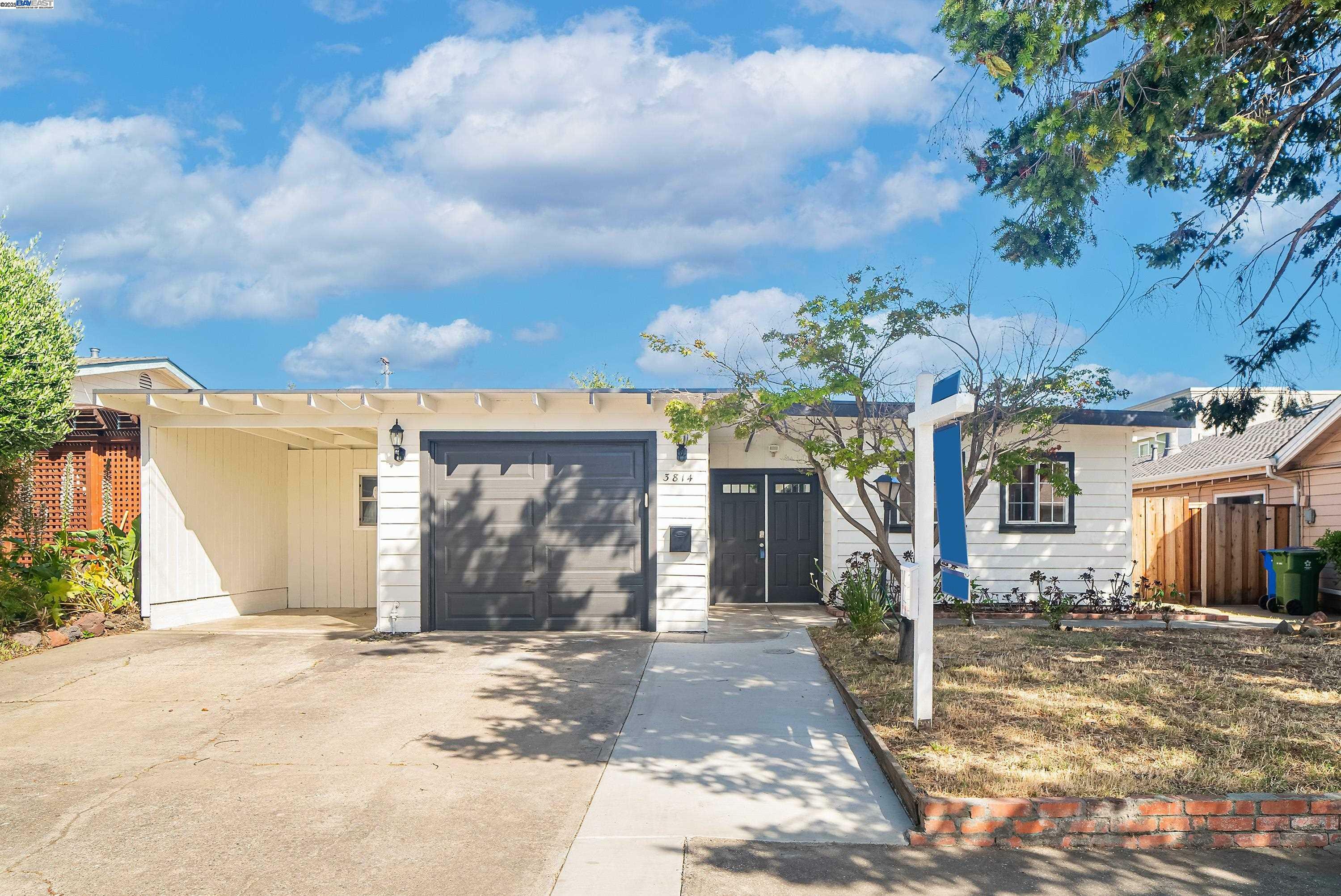 Property Photo: 3814 Clough Ave CA 94538