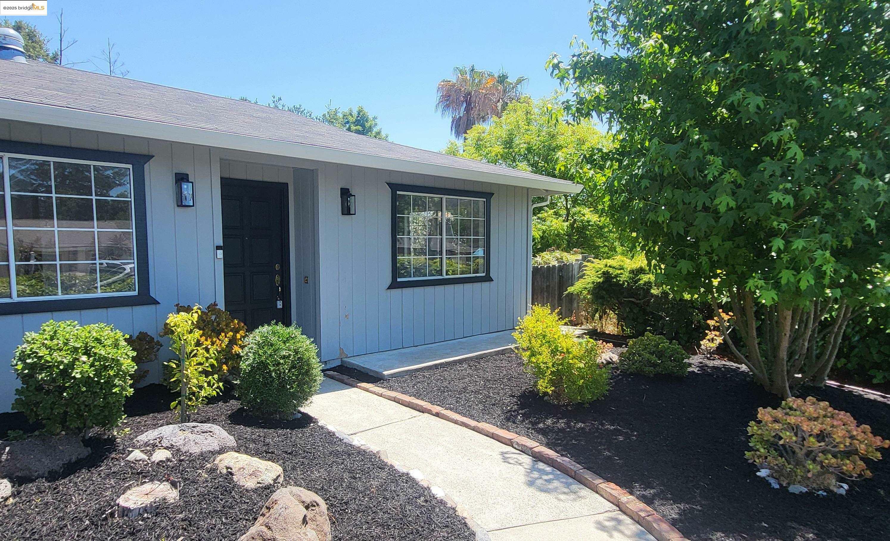 Property Photo: 2673 Mendocino CA 94564