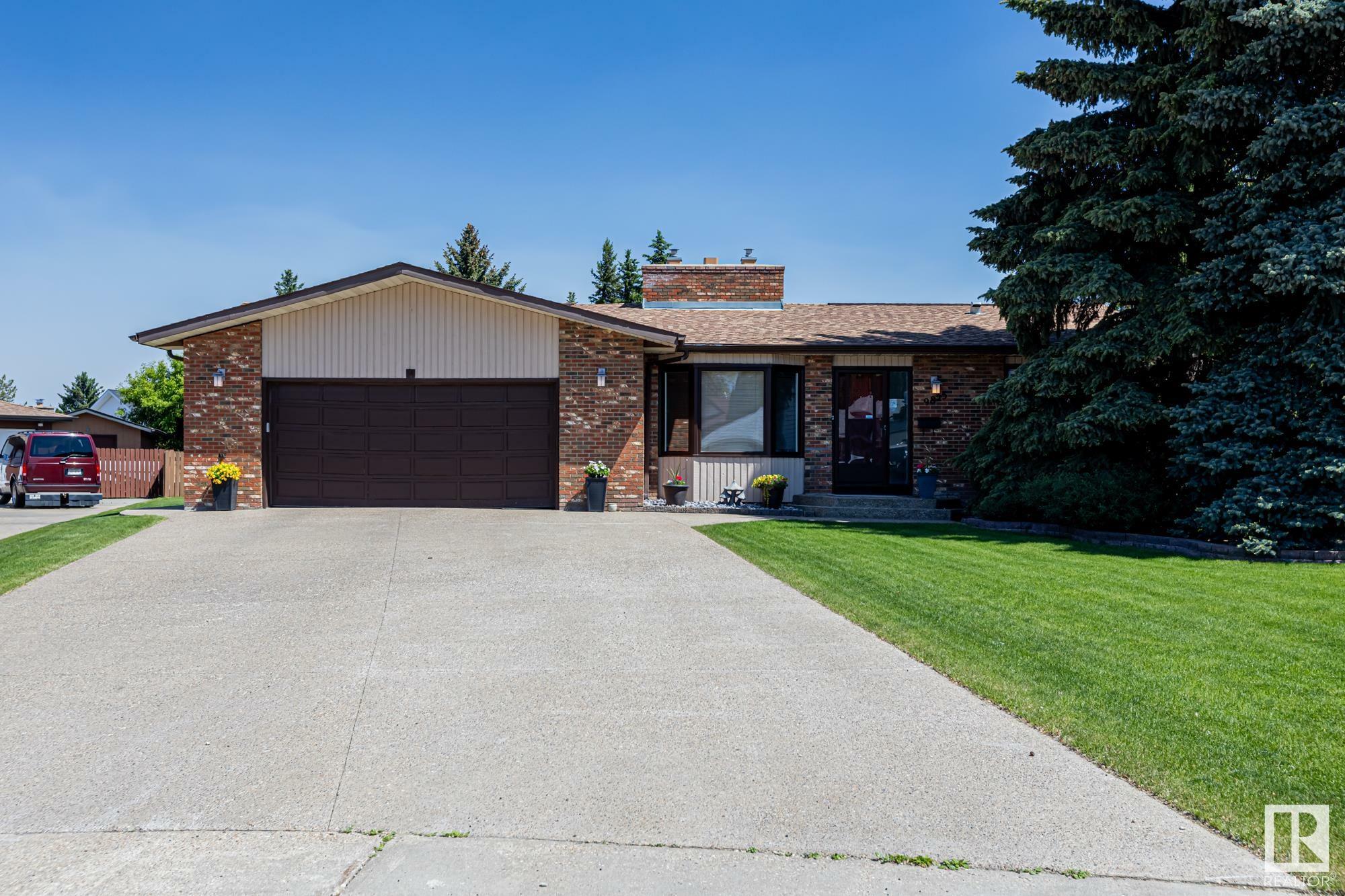 Property Photo: 9825 187 Street NW AB T5T 3E7