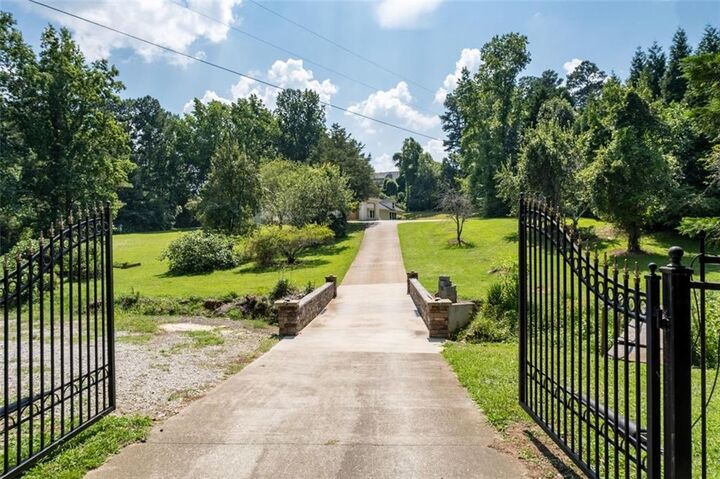 Property Photo:  3309 Bethany Bend  GA 30004 