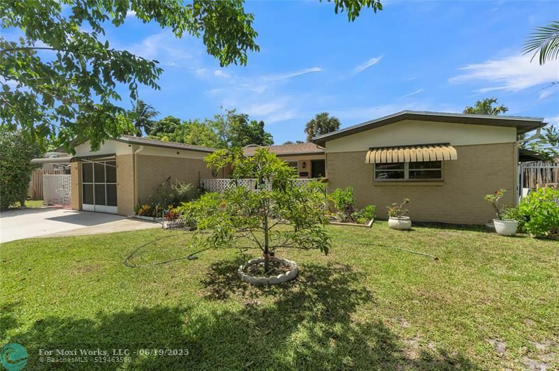 Property Photo: 5861 NW 12 Street FL 33313
