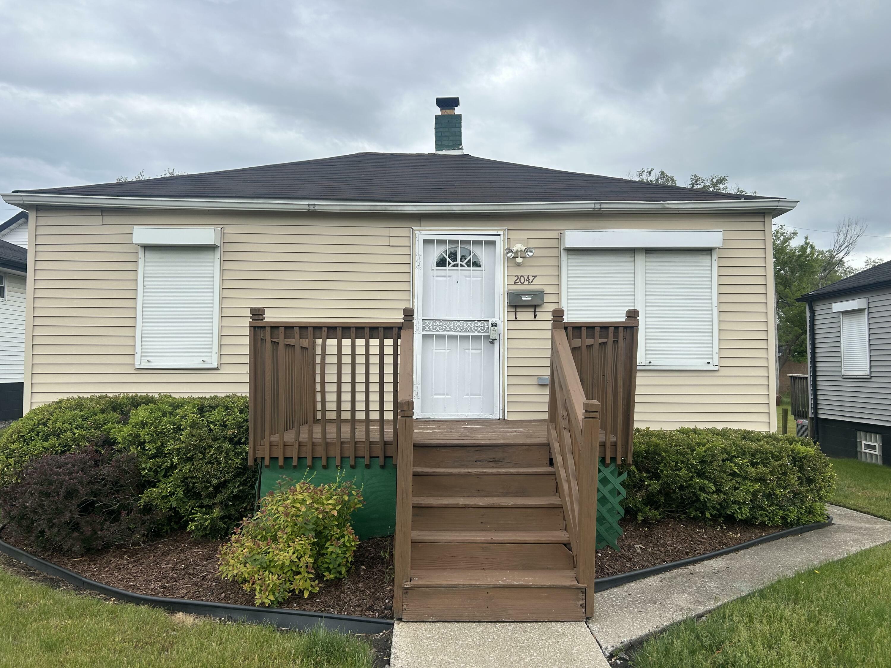 Property Photo: 2047 Ohio Street IN 46407