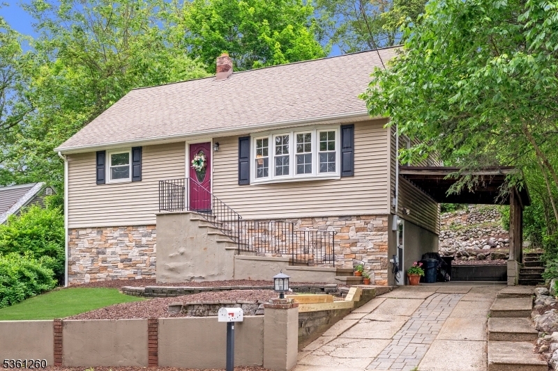 Property Photo: 24 Oakwood Dr NJ 07456