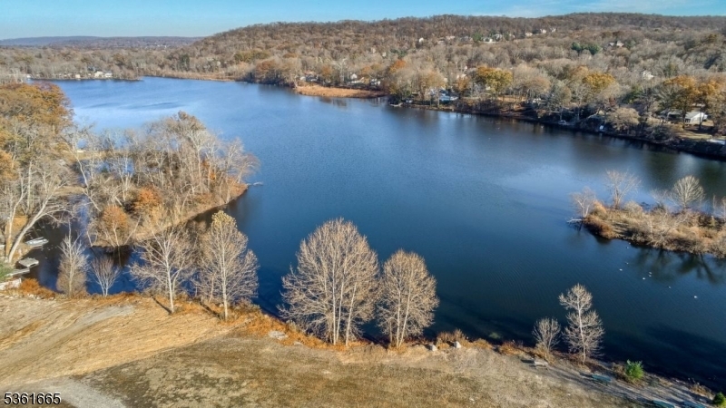 Property Photo: 158 Mountainside Dr NJ 07442