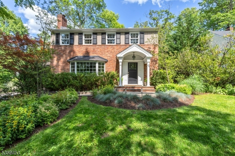 Property Photo:  107 Overhill Rd  NJ 07901 
