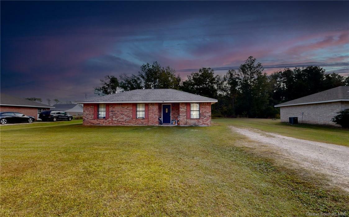 Property Photo: 1114 Pinder Lane LA 70633