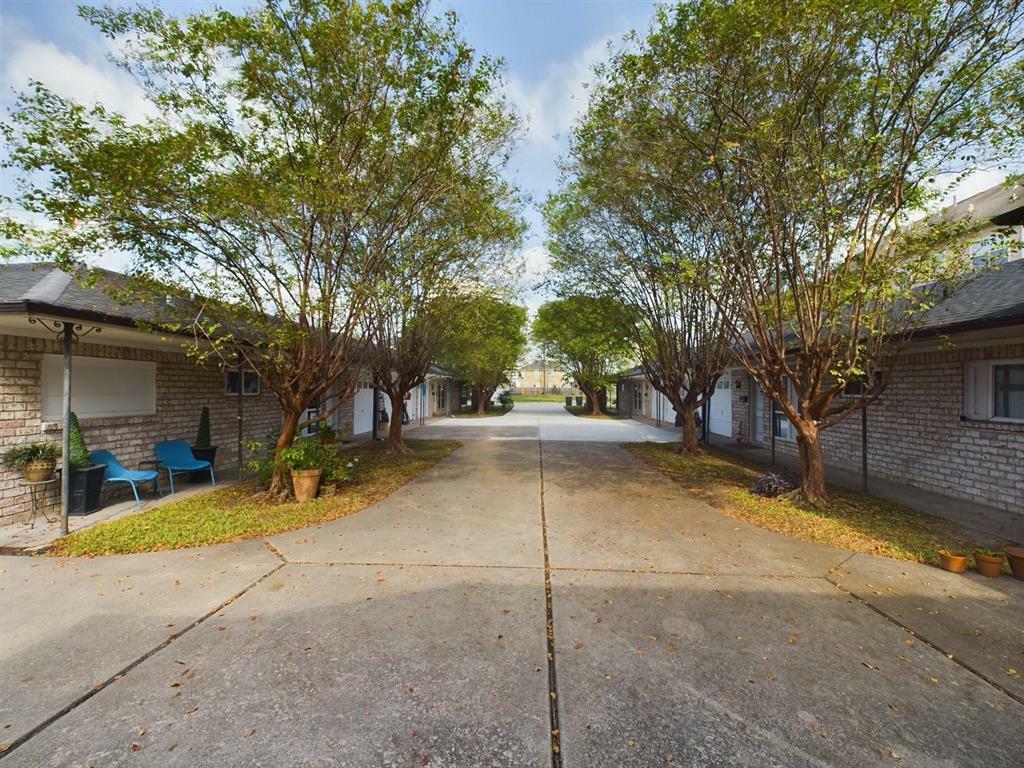 Property Photo:  5631 Winsome Lane  TX 77057 