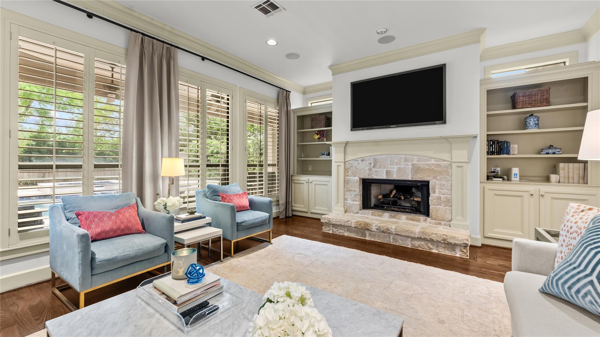 Property Photo: 5558 Aspen Street TX 77401