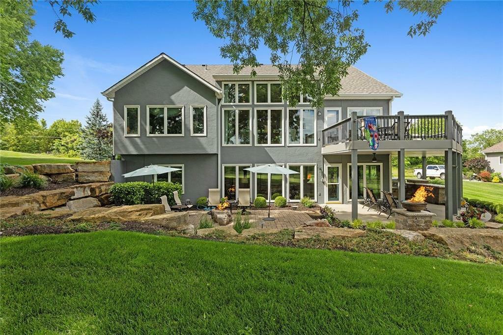 Property Photo: 12421 Hollingsworth Road KS 66109