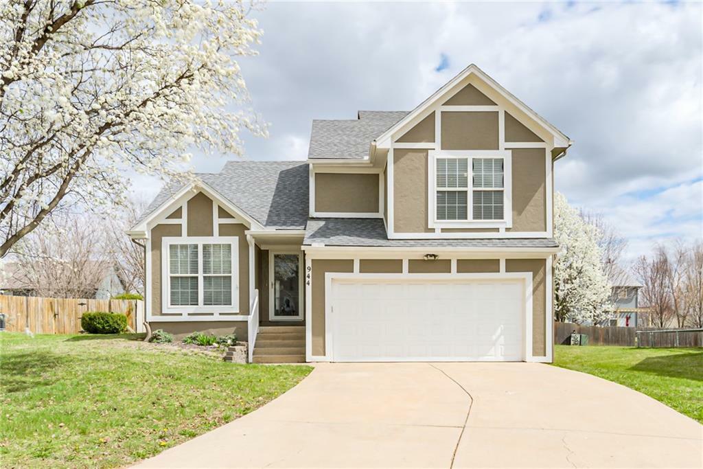 944 N Pine Street  Olathe KS 66061 photo