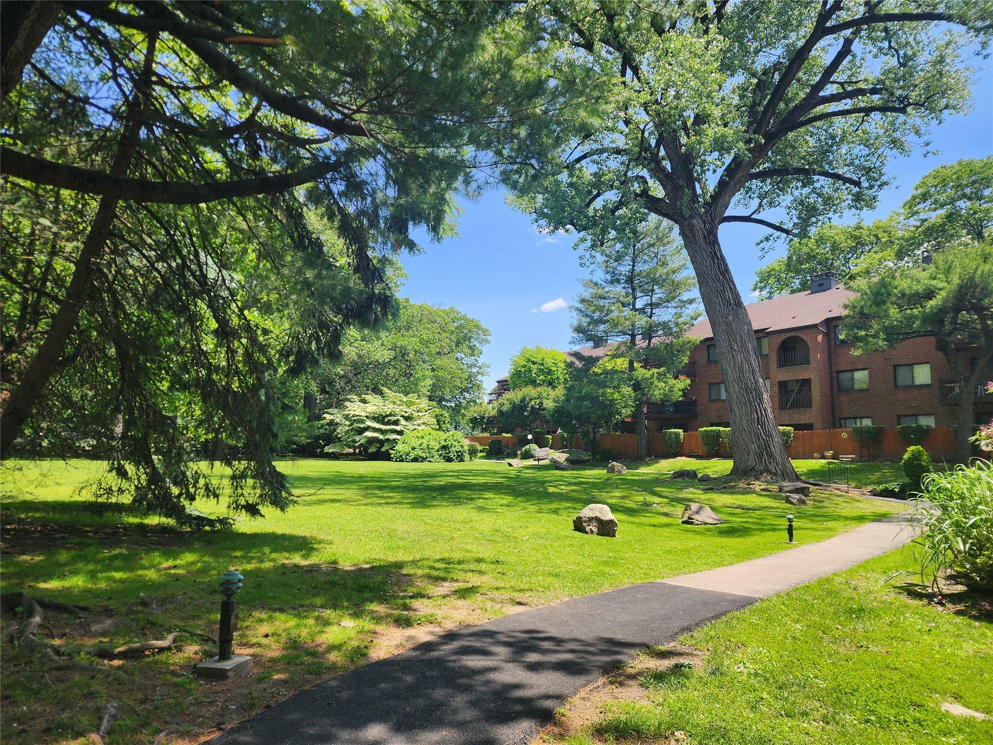 Property Photo: 18 Bronxville Glen Drive 9 NY 10708