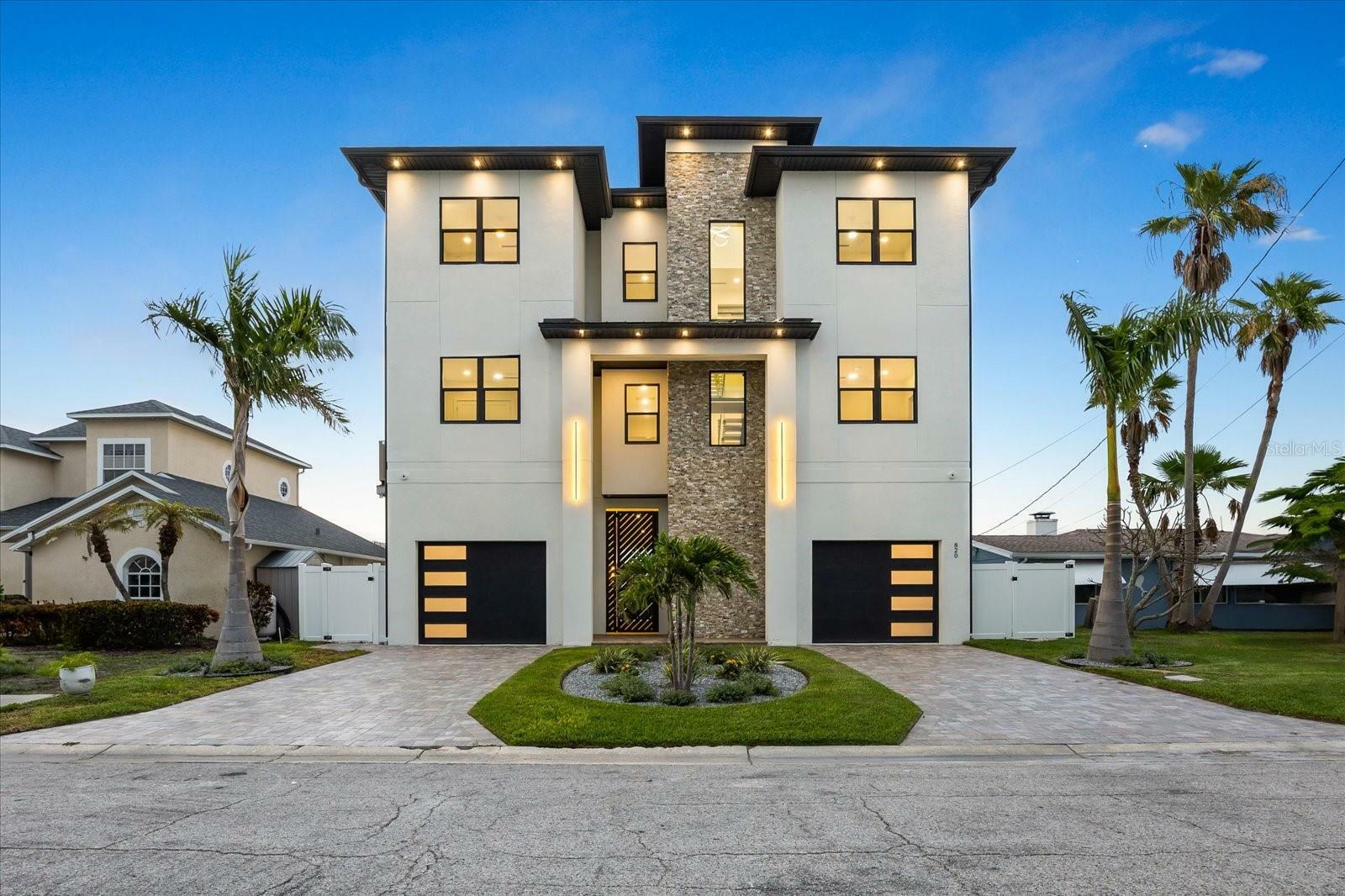 Property Photo: 820 Bay Point Drive FL 33708