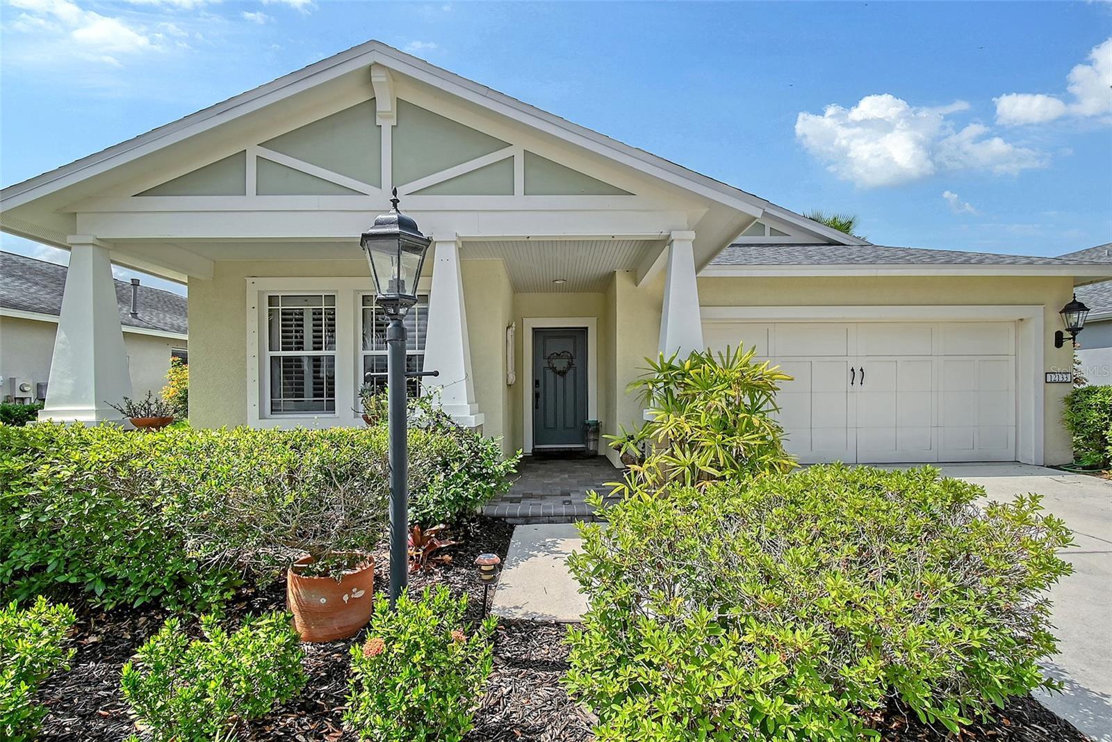 Property Photo: 12133 Forest Park Circle FL 34211