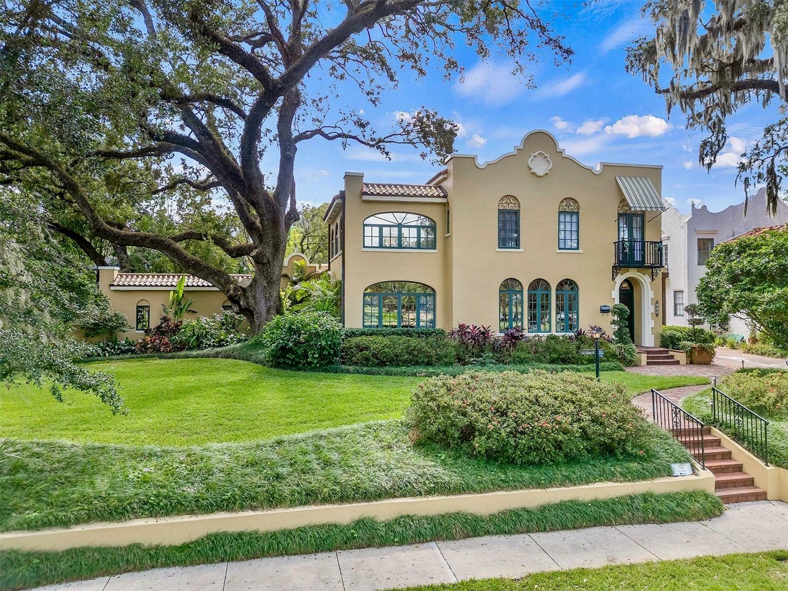 Property Photo: 522 Cherokee Drive FL 32801