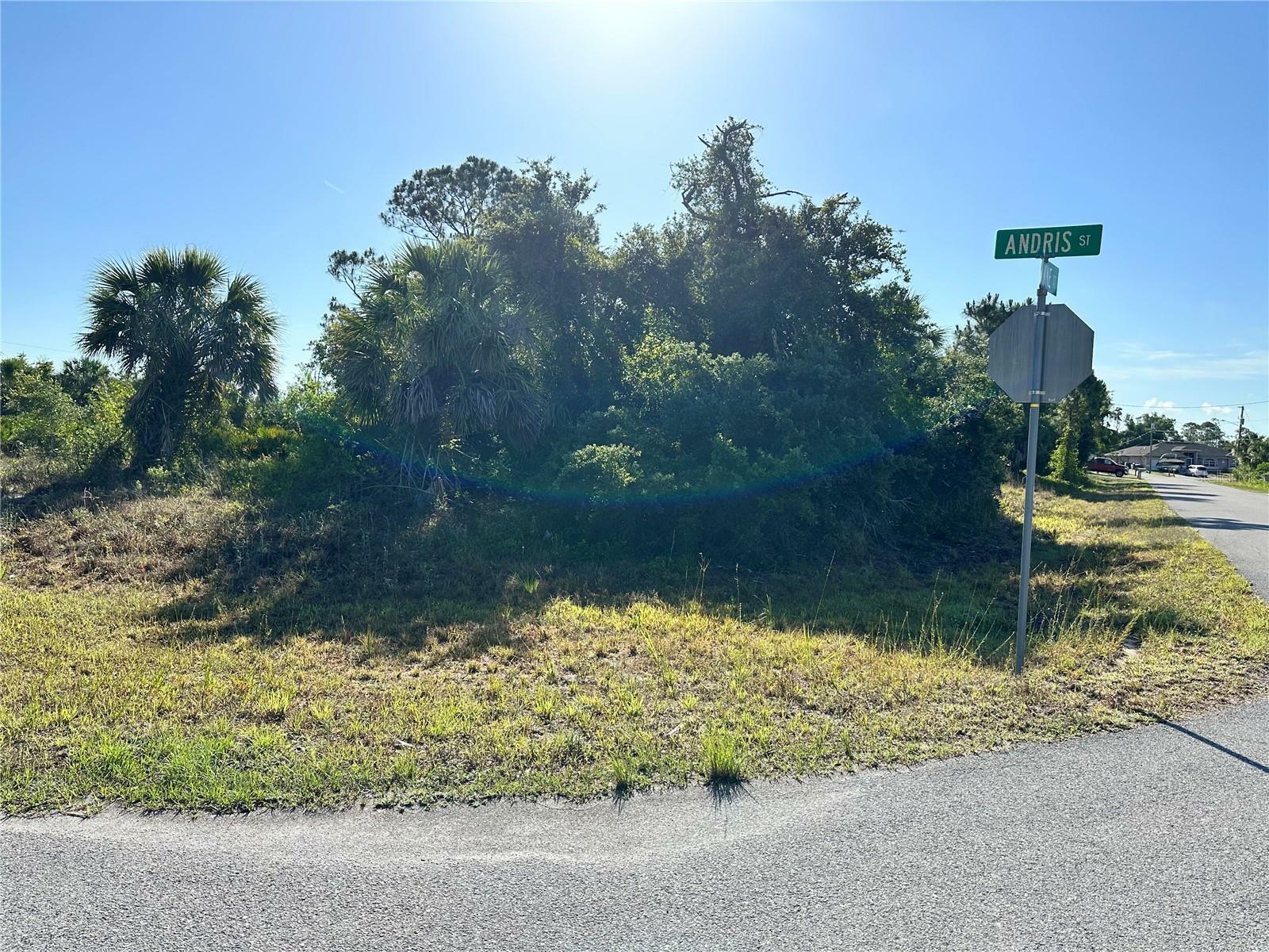 Property Photo: Argonne Court FL 34288