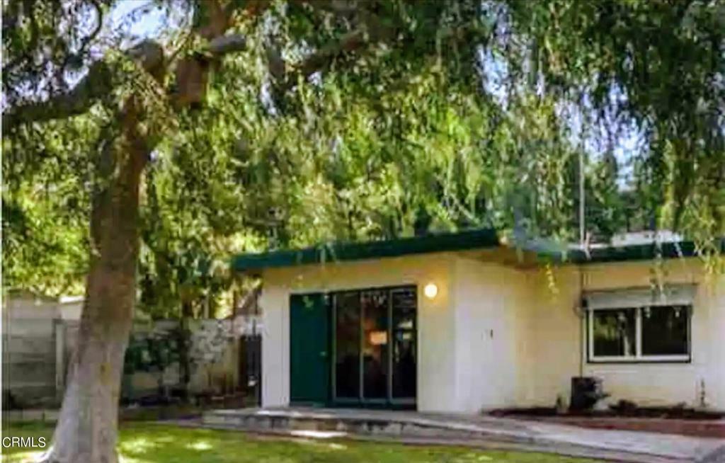 Property Photo: 965 Jane Place Place CA 91105