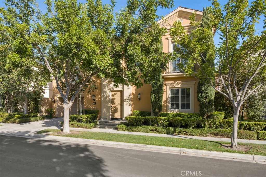 Property Photo: 52 Acorn Glen CA 92620