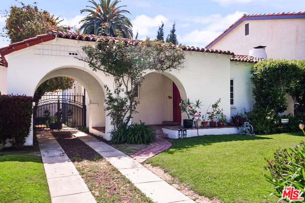 Property Photo: 1931 Midvale Avenue CA 90025