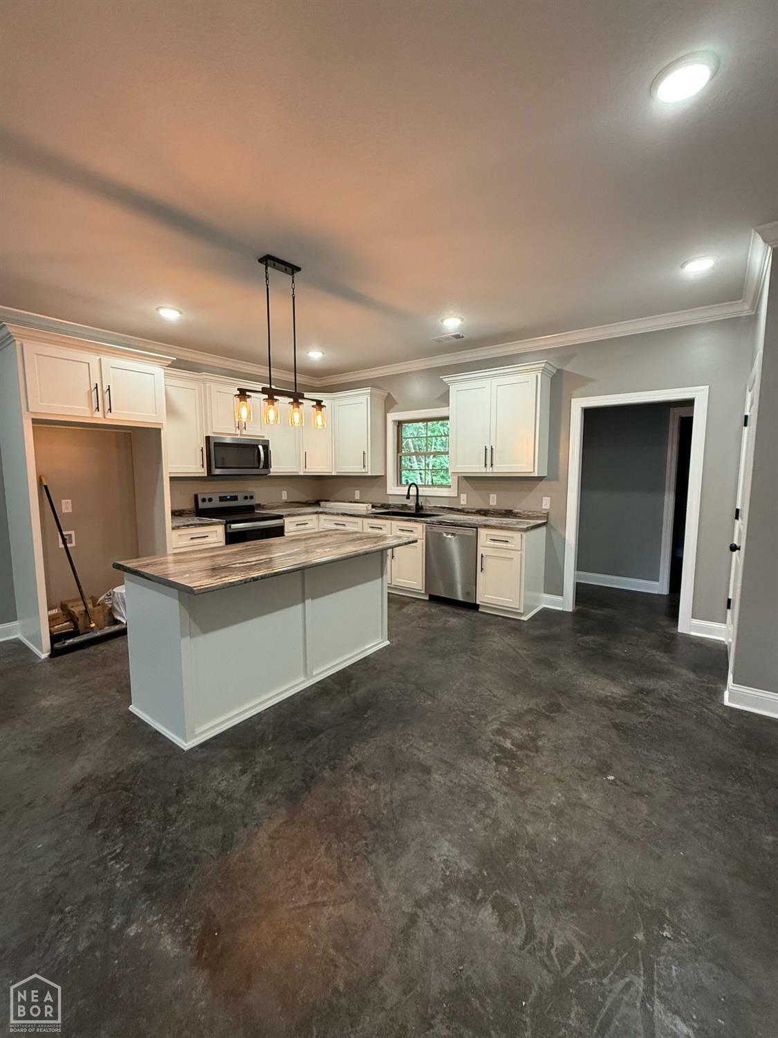 Property Photo:  902 Haywood  AR 72442 