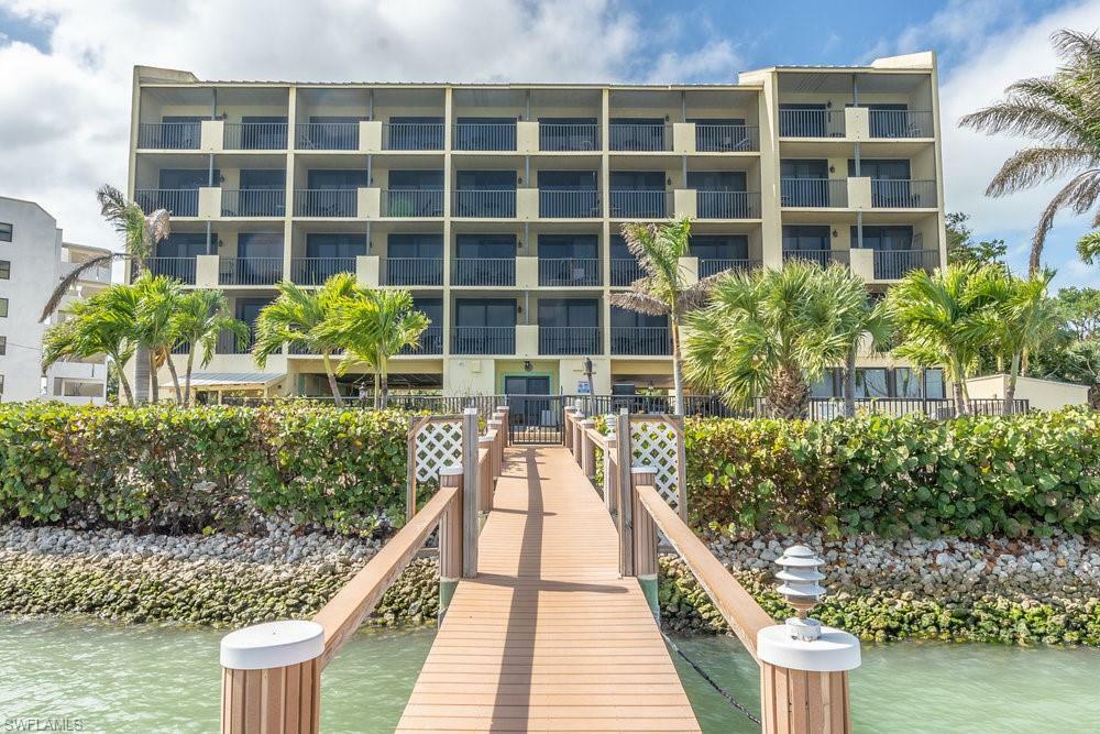 Property Photo: 10 Tampa Pl 301 FL 34145