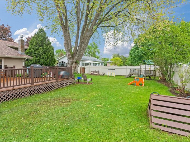 Property Photo:  104 Marsett Road  VT 05482-6641