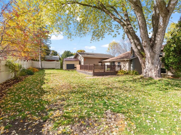 Property Photo:  104 Marsett Road  VT 05482-6641 