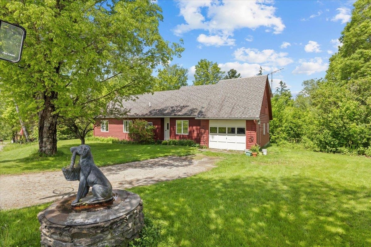 Property Photo: 235 Griggs Road VT 05652
