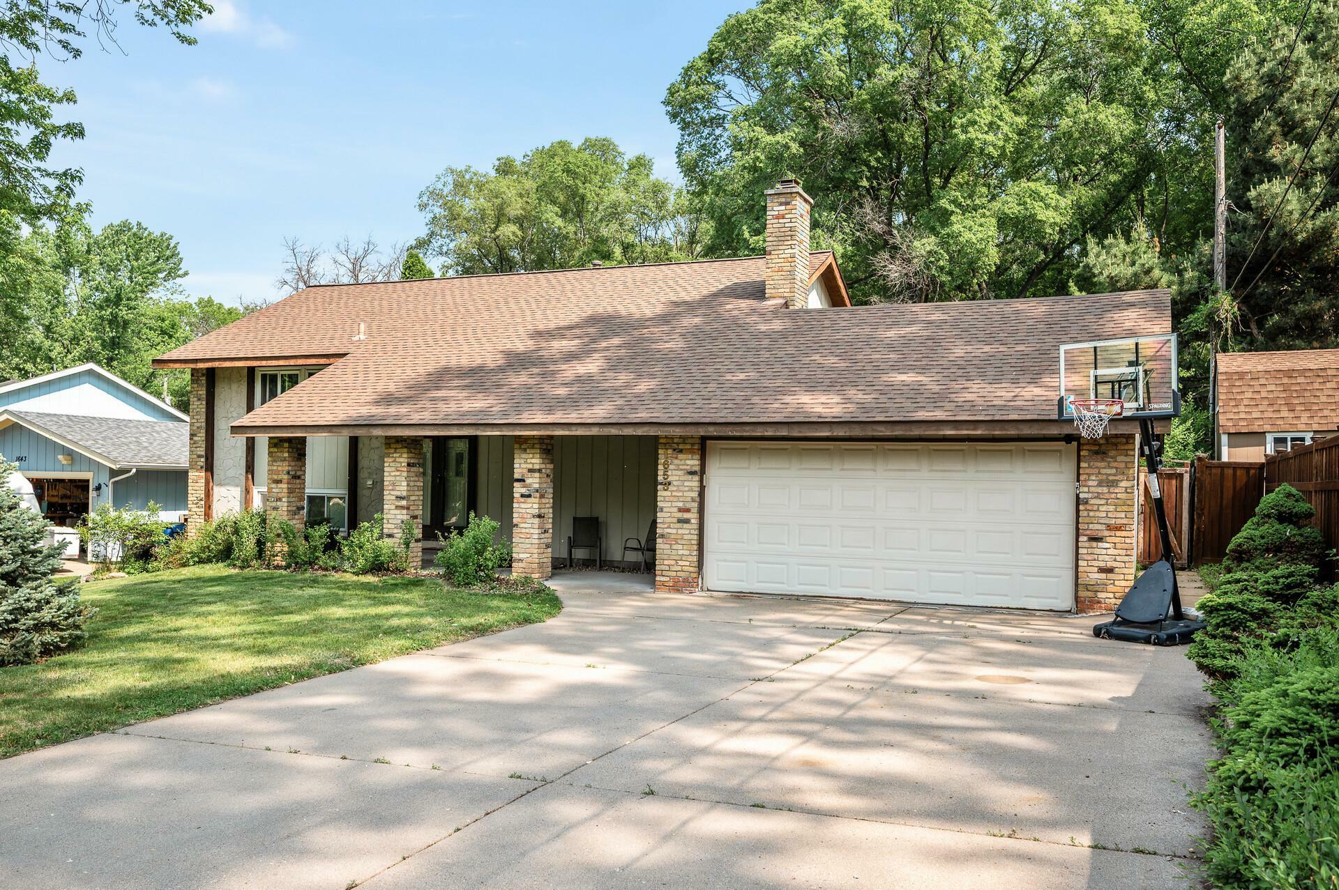 Property Photo:  1653 Briardale Road NE  MN 55432 