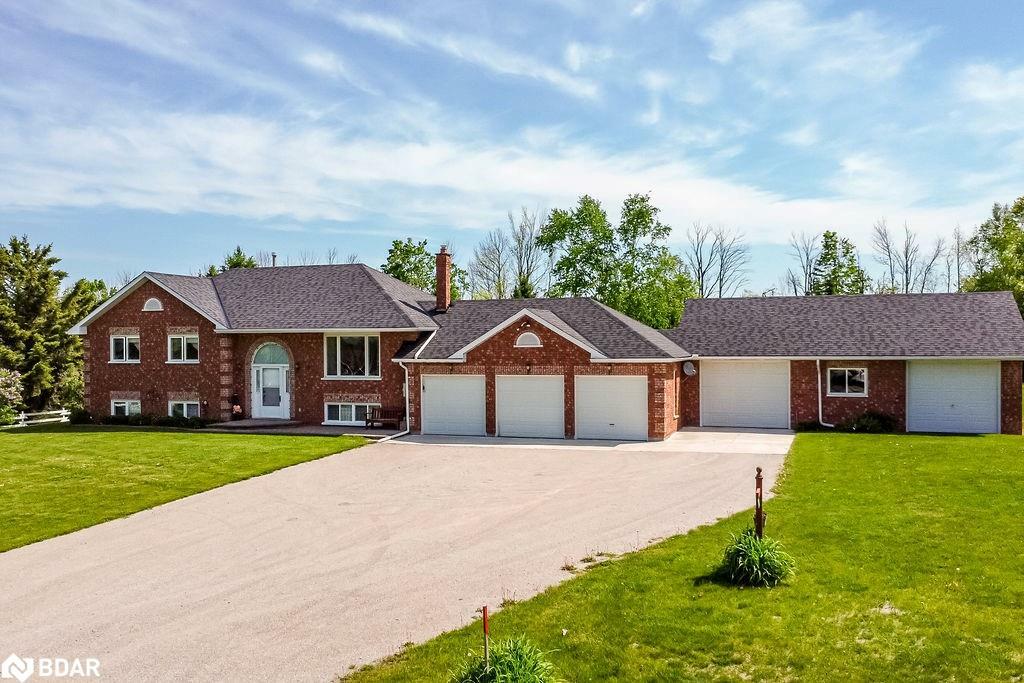Property Photo: 16 Hepinstall Place ON L3V 7Z7