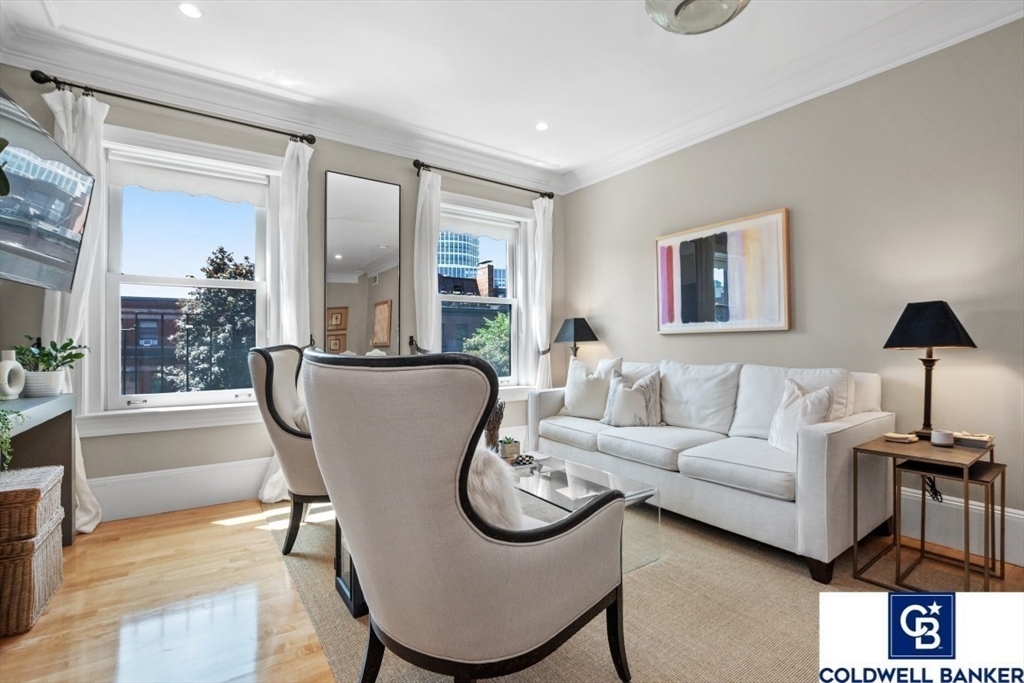 Property Photo: 395 Marlborough St 9 MA 02115