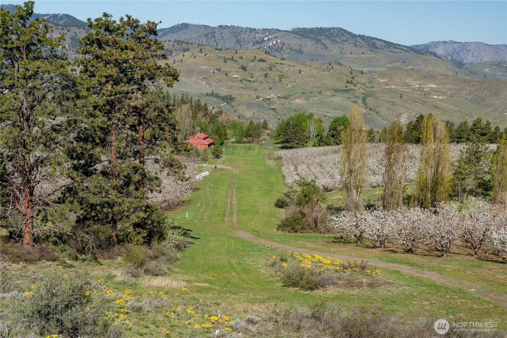 Property Photo: 712 Moonlit Lane WA 98801