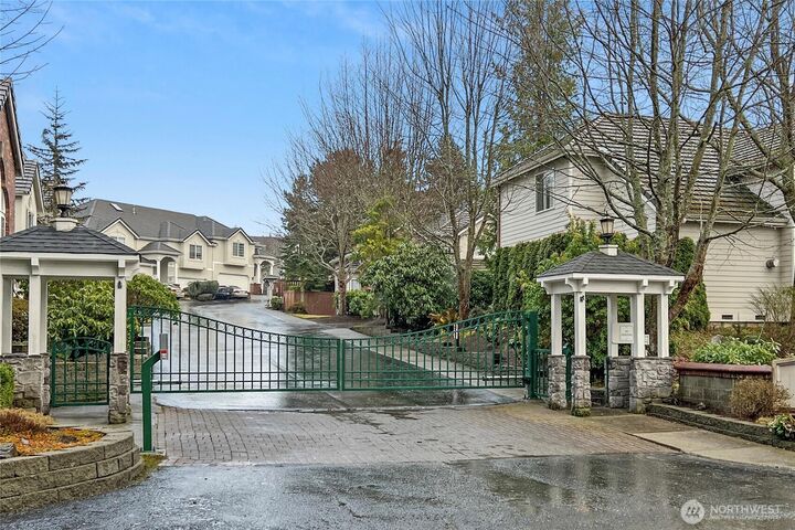 Property Photo: 8221 53rd Avenue W G-27 WA 98275