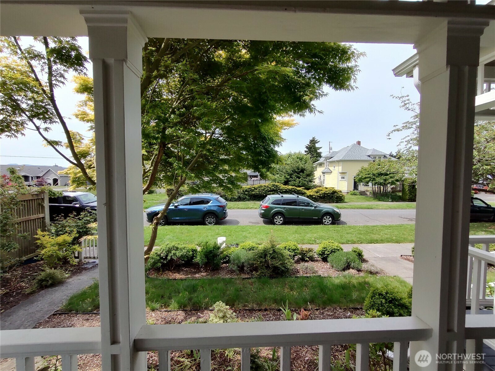 Property Photo: 2208 Lynn 2208 WA 98225